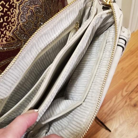 Beautiful light grey crossbody bag - Picture 2 of 9